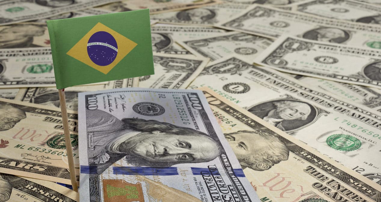 Dólar recua para R$ 4,98 após correção de “susto” eleitoral envolvendo Flávio Bolsonaro - Imagem do artigo