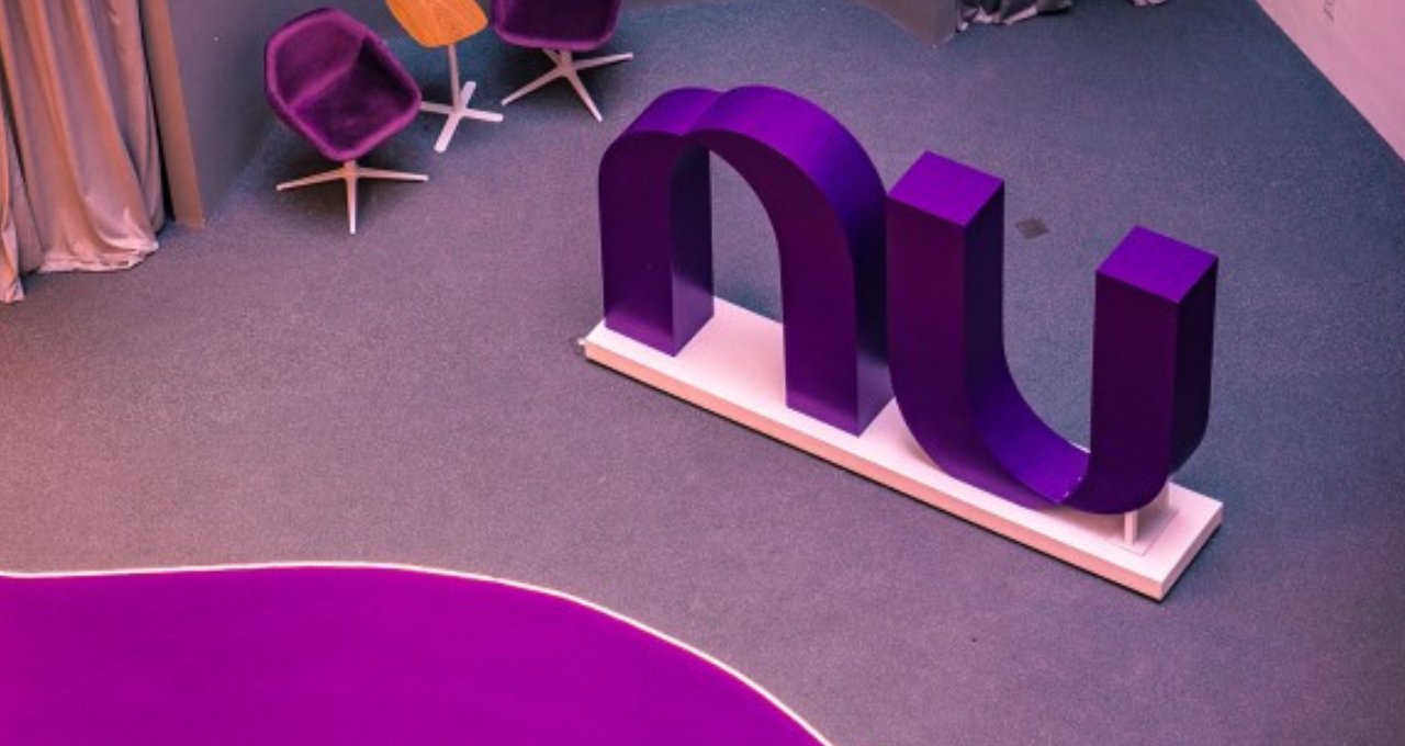 Lucro abaixo do previsto derruba ações do Nubank no pré-mercado em Nova York - Imagem do artigo