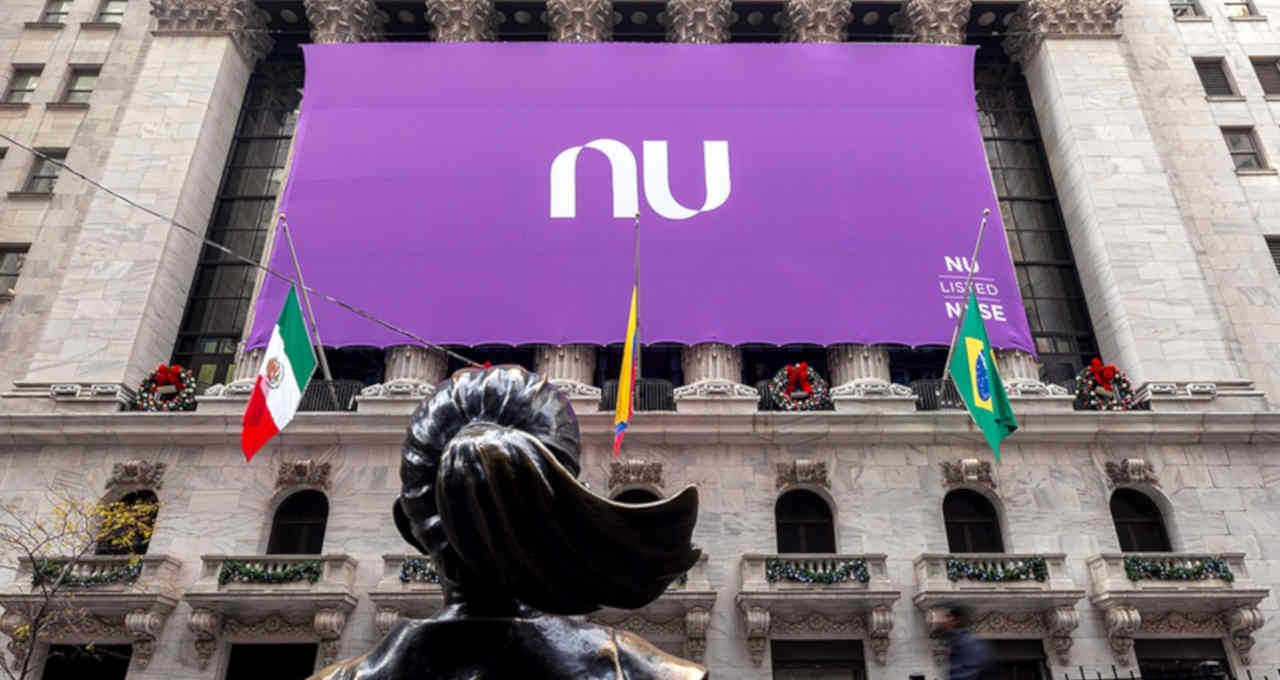 Resultado do Nubank frustra consenso e ação cai, mas bancos veem potencial de até 83% - Imagem do artigo